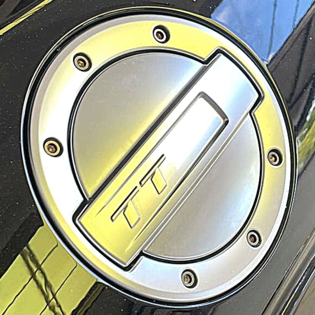 fuel cap removal audi tt 8s