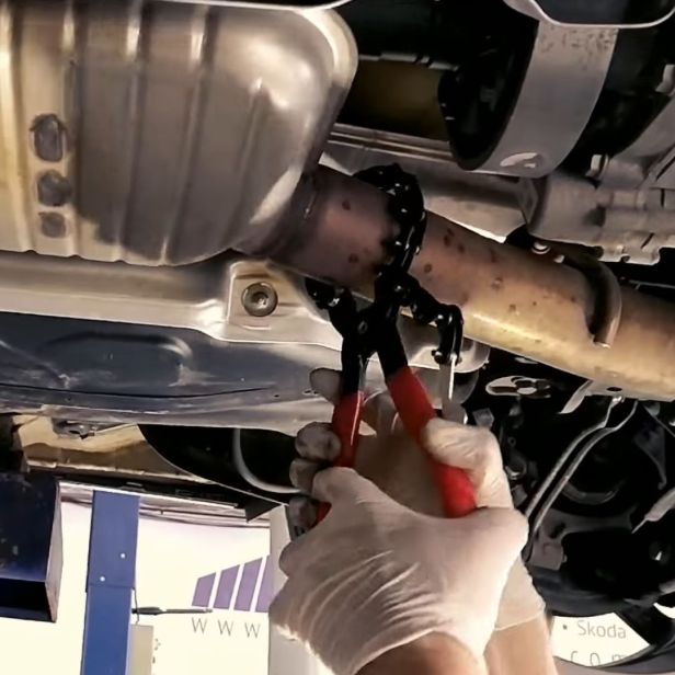 cutting exhaust pipe