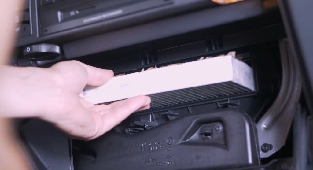 removing golf gti mk7 cabin filter