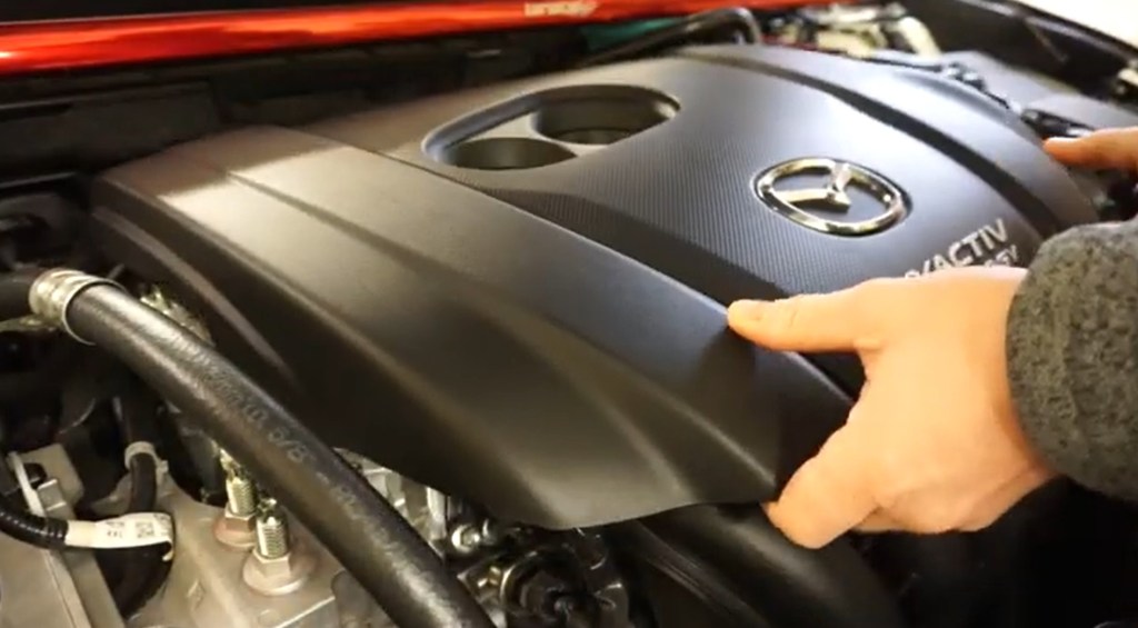 mazda-cx3-engine-cover-removal