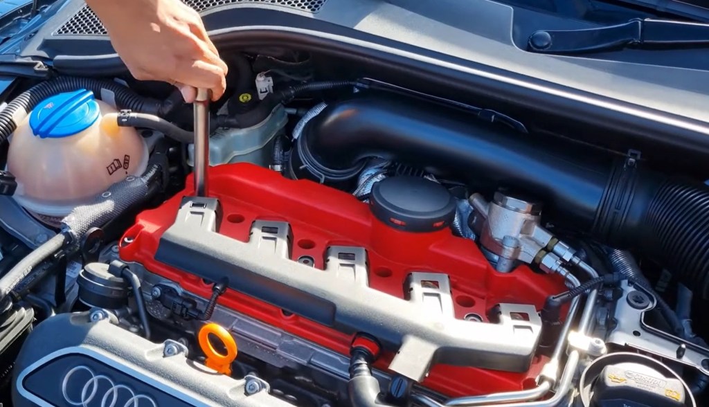 removing ttrs rs3 spark plugs