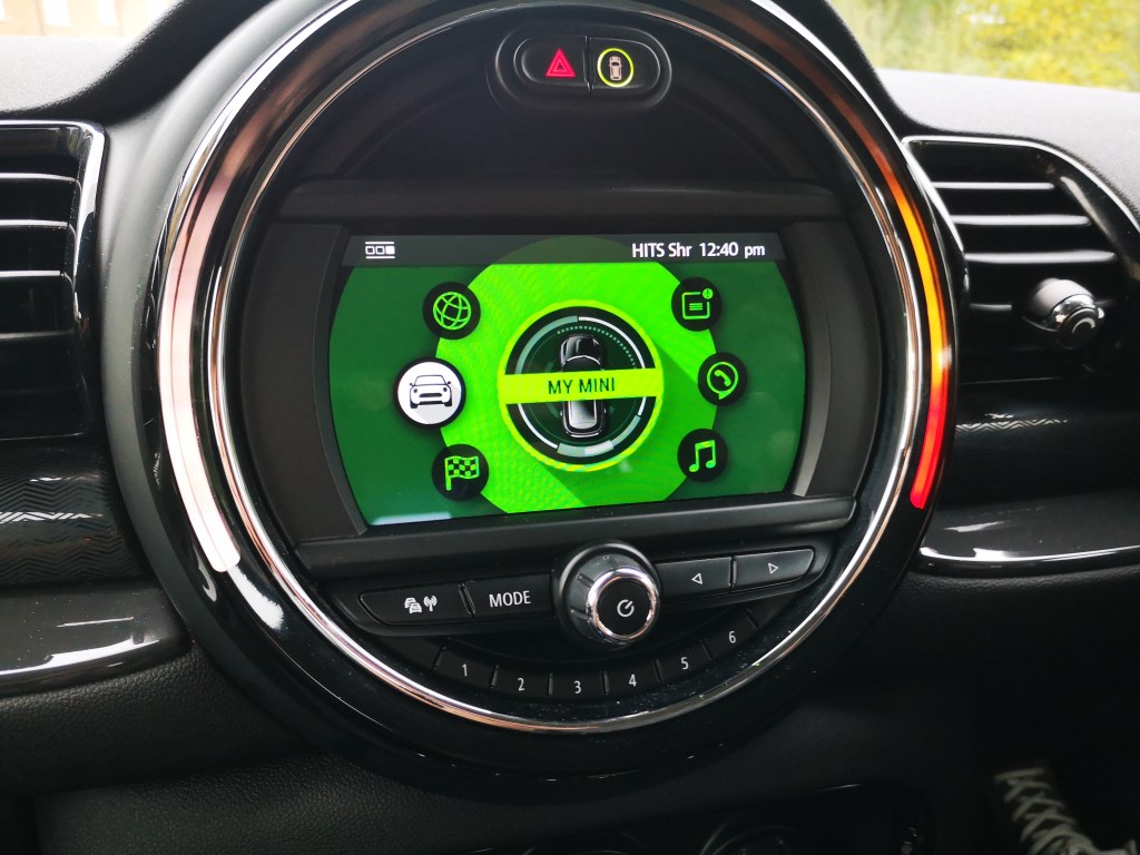mini clubman home screen