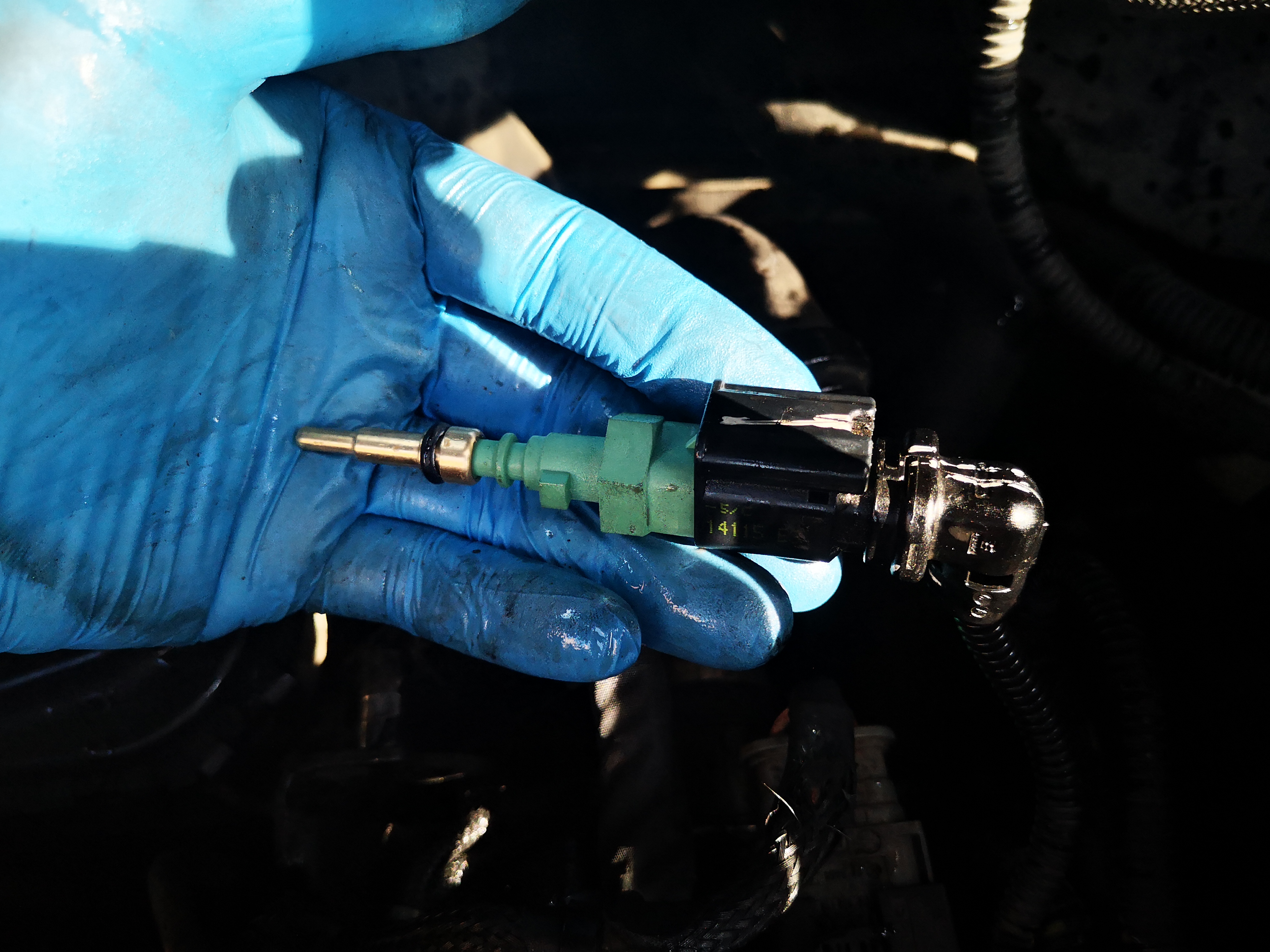 Opel Rekord Radiator Sensor How To Replace a Vauxhall/Opel Astra Coolant Temperature Sensor ...